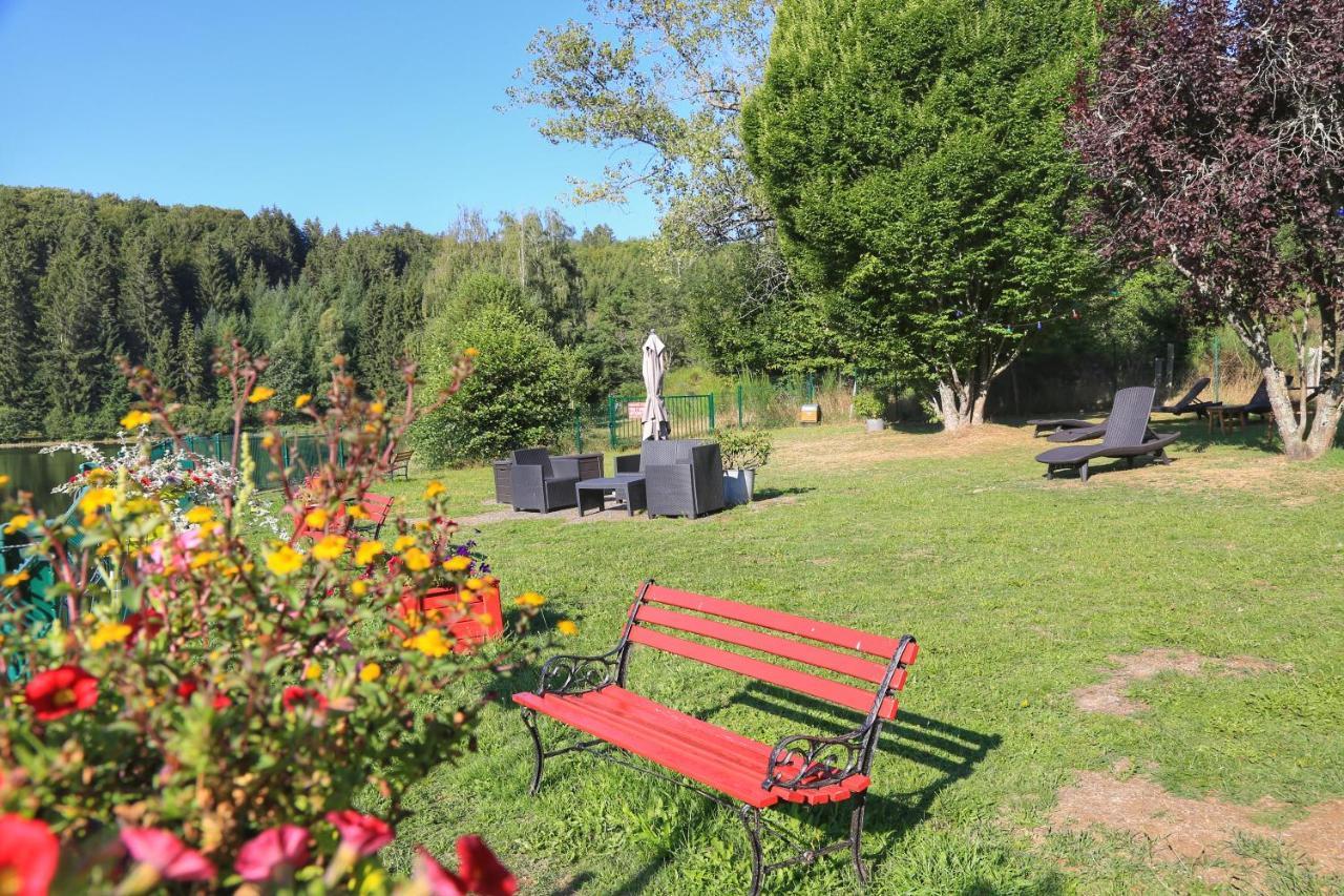 Le Lac Des Moines Condat  Exterior foto