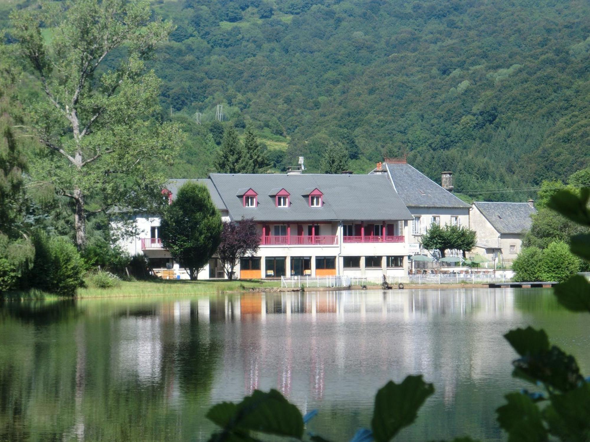 Le Lac Des Moines Condat  Exterior foto
